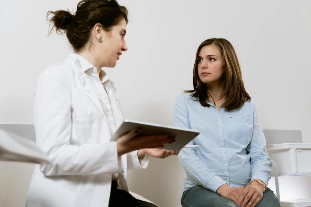 Doctor explaining the treatment for overactive bladder